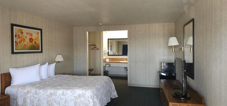 Orland Inn Bagian luar foto